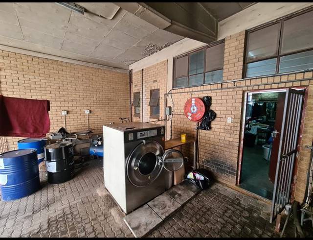 BUSINESS FOR SALE IN VEREENIGING CENTRAL